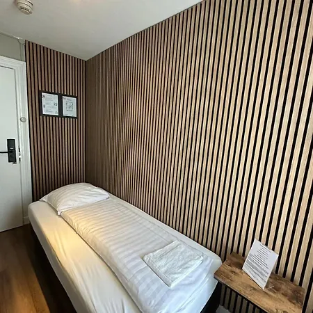 Отель Hortus 2*